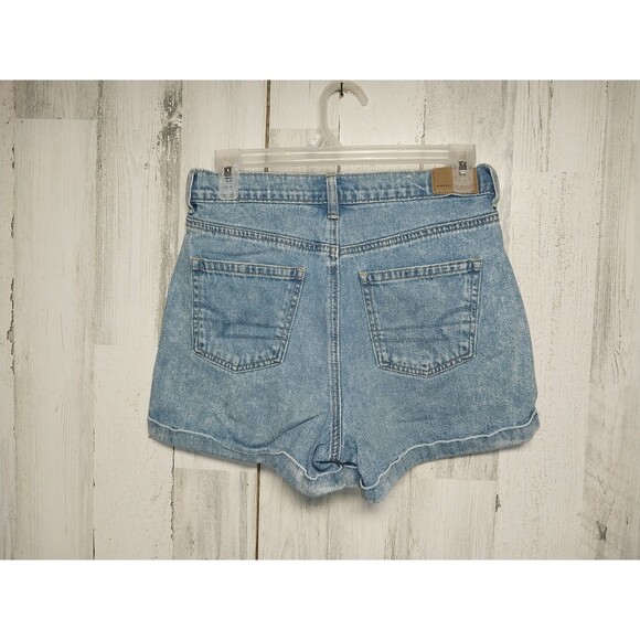 American Eagle High Rise Mom Shorts Pleated Size 4 - Picture 2 of 6